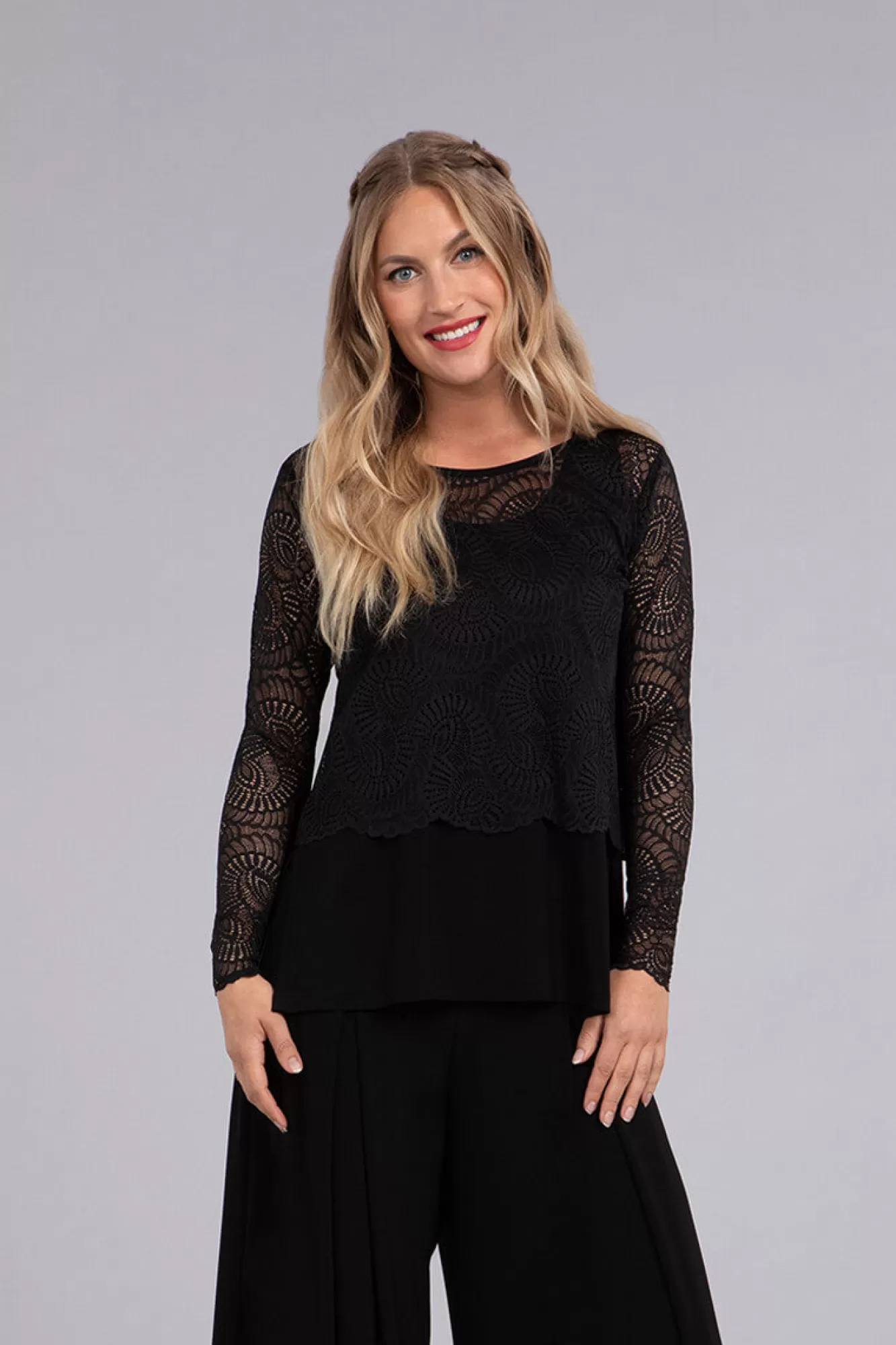 Best Sale Sympli Lace Go To Cropped T