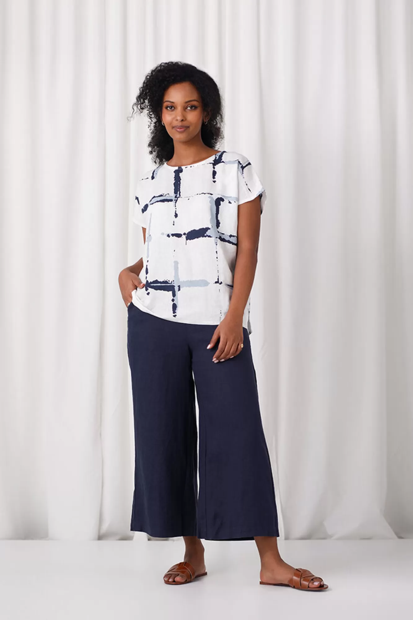 Best Sale Sympli Linen Dolman Top